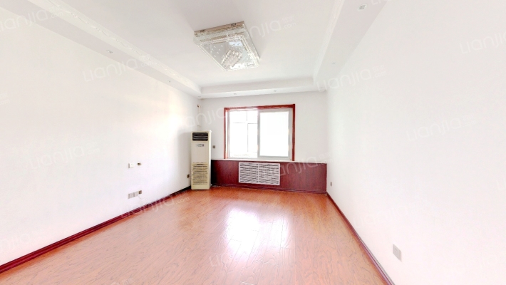 交警宿舍二手房实景图