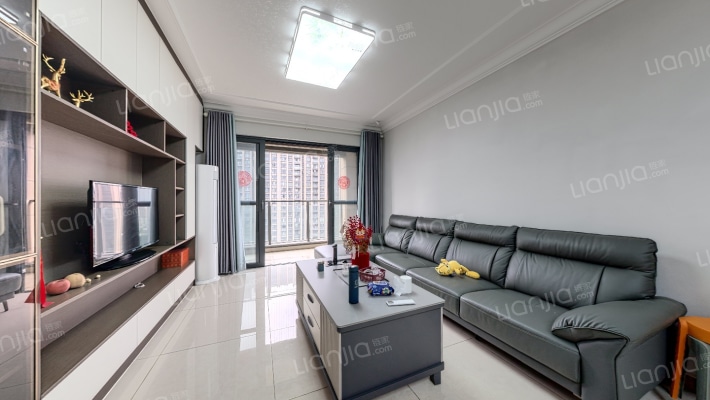 恒大紫荆学府棕榈岛二手房实景图