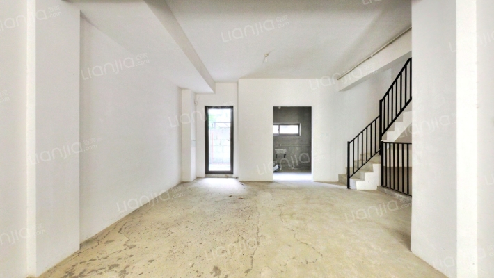 绿地朱家角1号一期二手房实景图