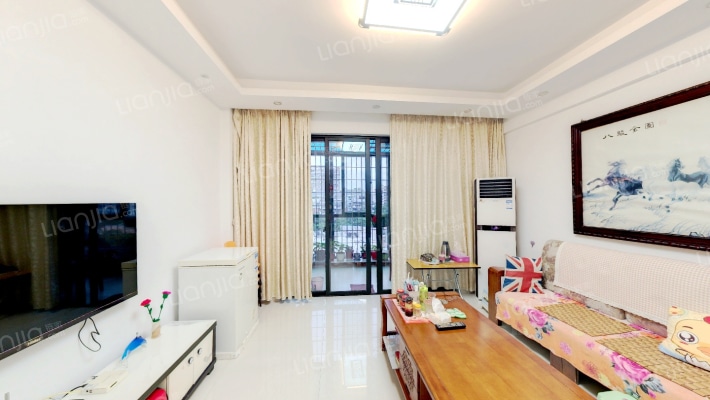 水岸华庭二手房实景图