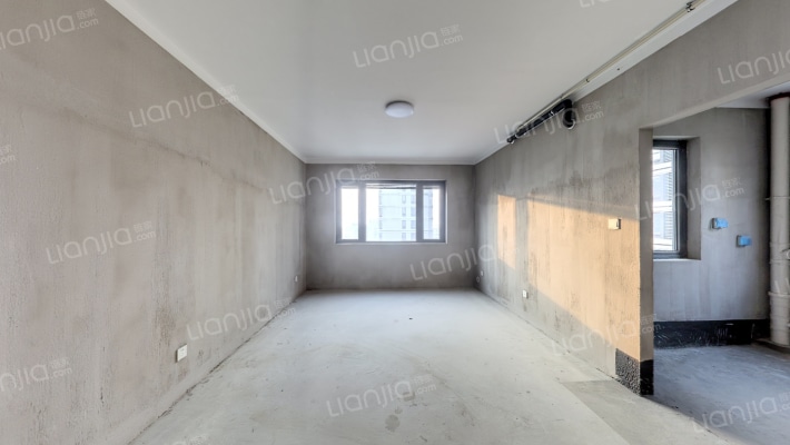 涌馨府二手房实景图