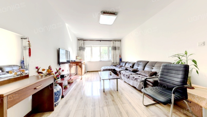 保利公园九号二手房实景图