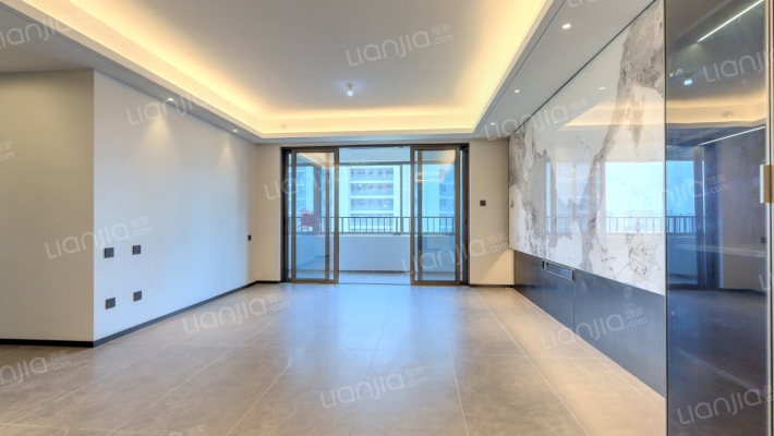 晴樾府二手房实景图