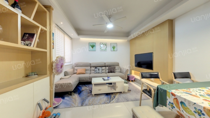 武夷绿洲品兰苑二手房实景图