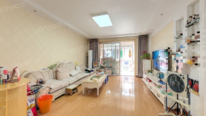 宏泰花苑东区二手房实景图