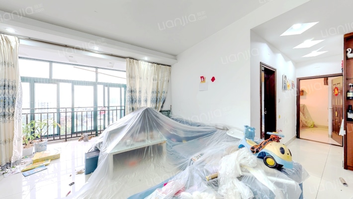 海岸国际公寓二手房实景图