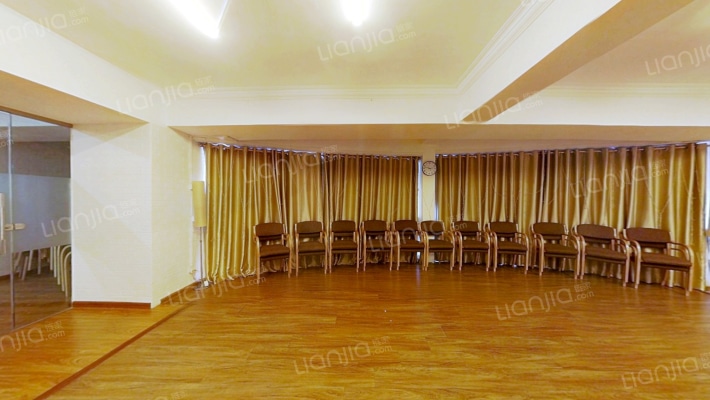 新都会财经广场二手房实景图