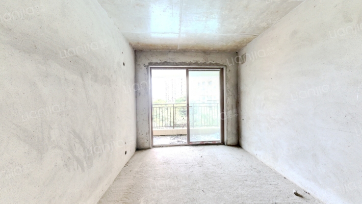 龙光·阳光海岸一期二手房实景图