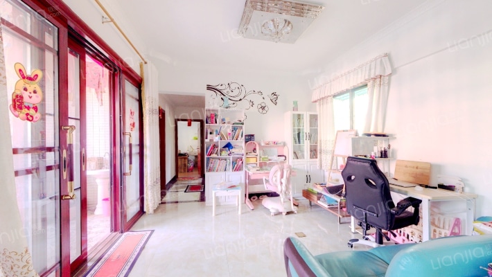 富龍翡翠歐庭二手房实景图