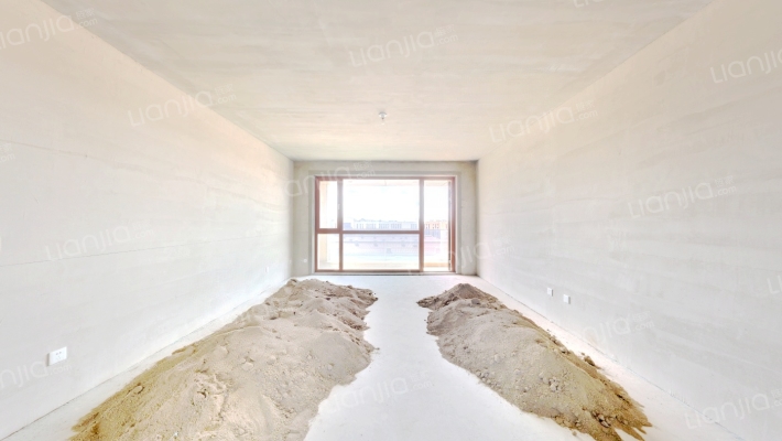 伟峰东域D区二手房实景图