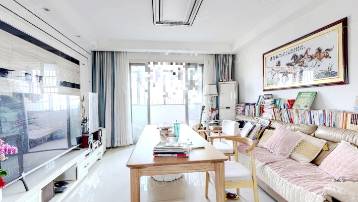 中央美域花园B区二手房实景图