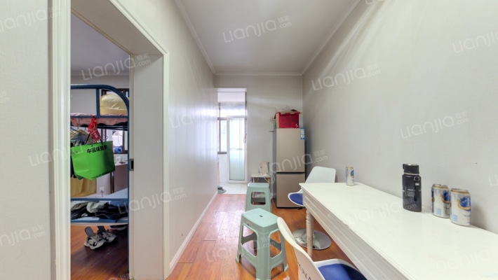 镋钯街74号院二手房实景图