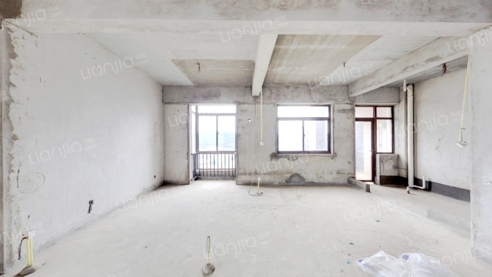 瑞府豪庭二手房实景图