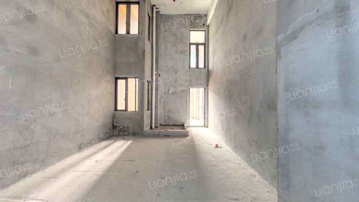 诺希央墅二手房实景图