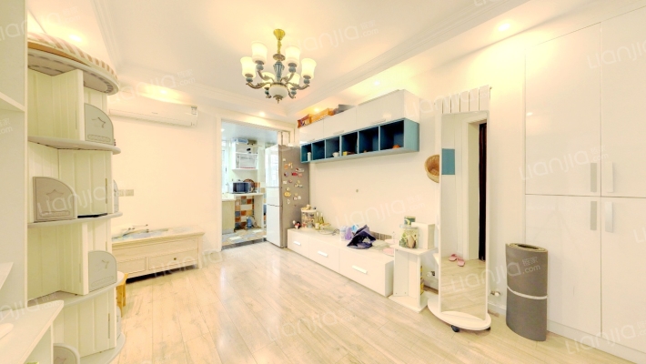 支矶石街24号二手房实景图