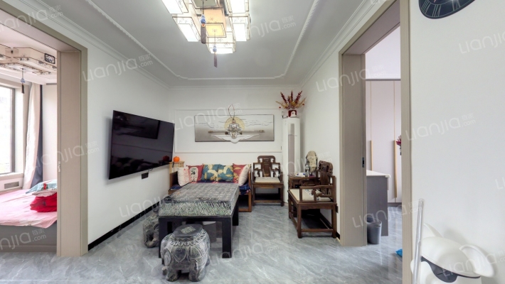 铁英街18号二手房实景图