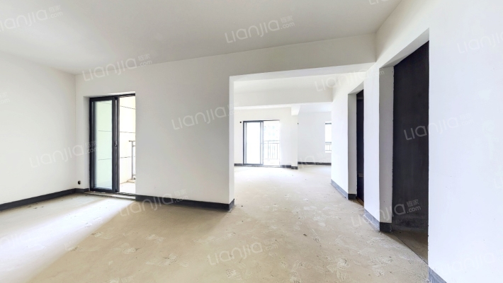 世茂林屿岸二手房实景图