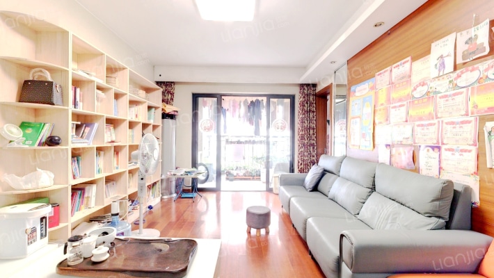 万科金域华庭二期二手房实景图