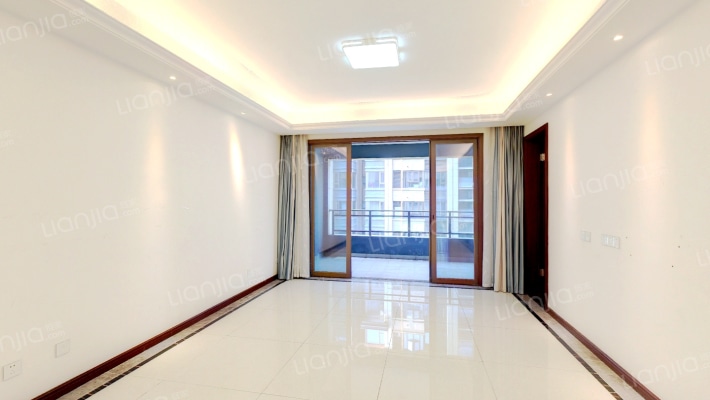 蓝光公园华府二手房实景图