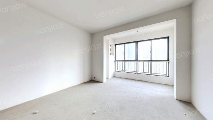 包基花苑二手房实景图