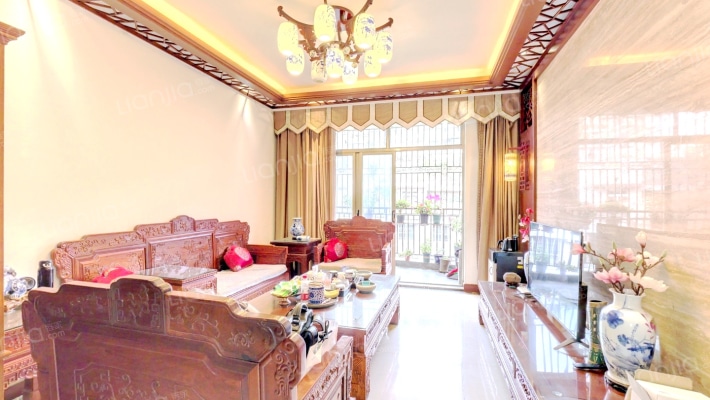 学府雅苑二手房实景图