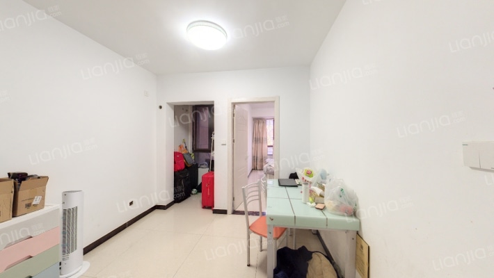 新华御湖上园二手房实景图