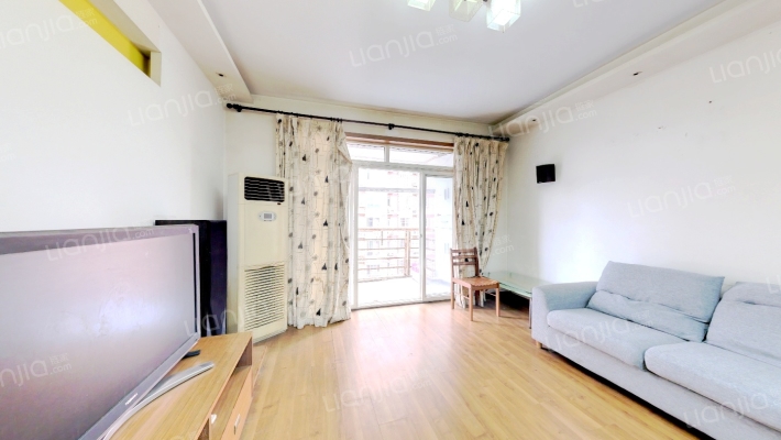 万豪花园二手房实景图