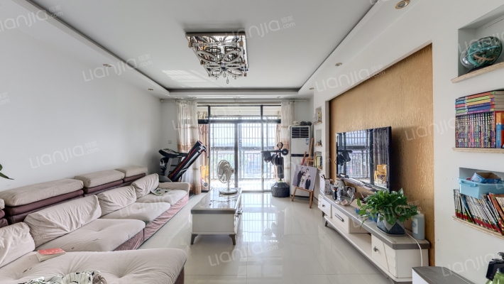 中和佳苑二手房实景图