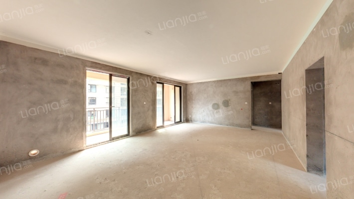 华美翡丽山二期二手房实景图