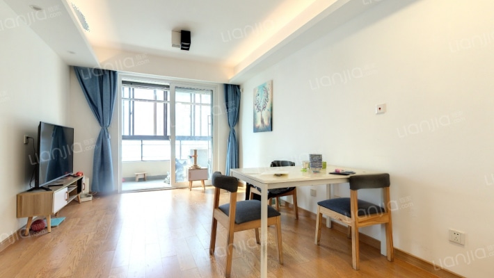 信达蓝尊二手房实景图