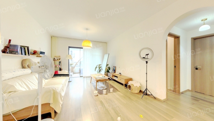 合能枫丹西悦一二期二手房实景图