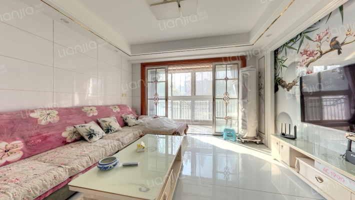 新东社区二手房实景图