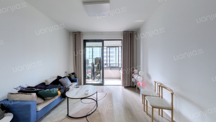 山语春风二手房实景图