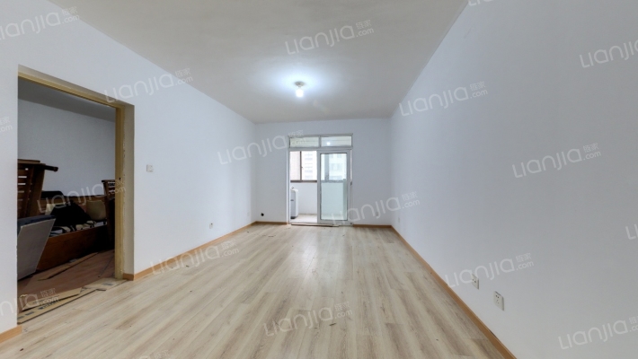 新铜花苑旭日园二手房实景图