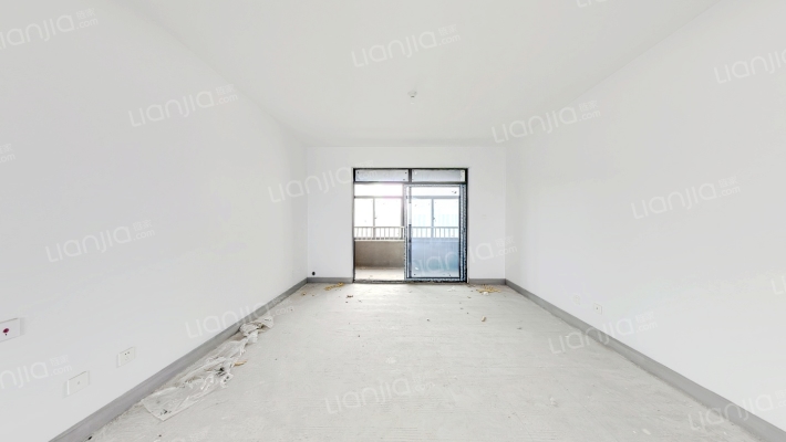 新站翡翠苑二手房实景图