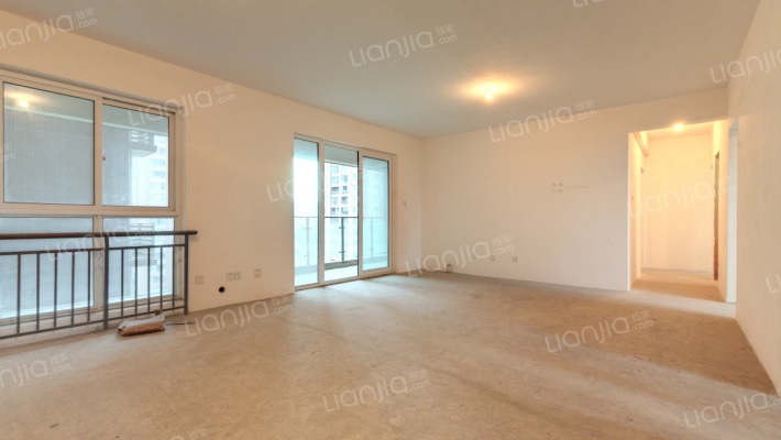 洛森堡二手房实景图