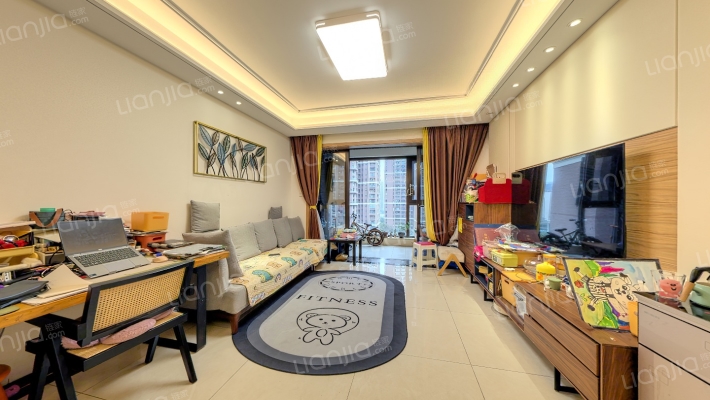 中德英伦联邦D区二手房实景图