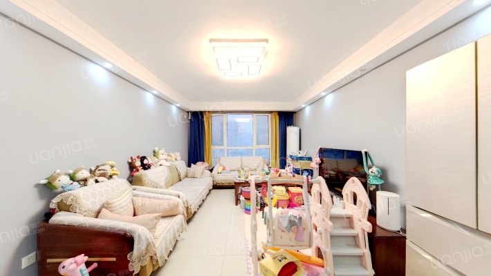 万达广场C区二手房实景图