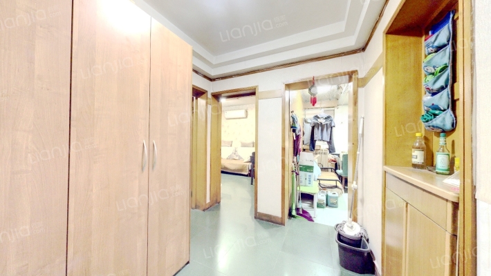 西安市公交一公司4号家属院二手房实景图