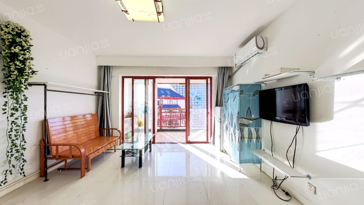 国色天香二手房实景图