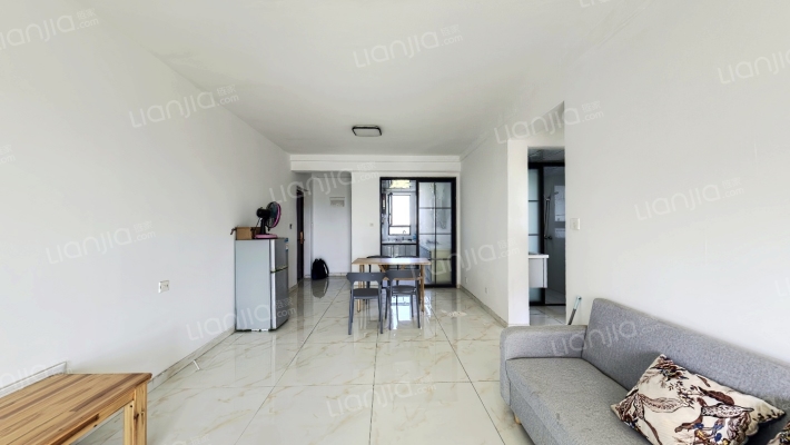 岭湖湾二手房实景图