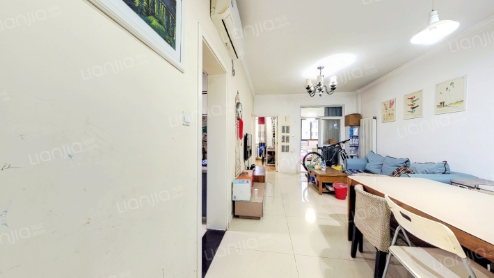 现代森林小镇二手房实景图