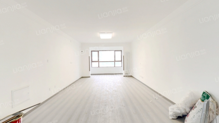 天成铂悦二手房实景图