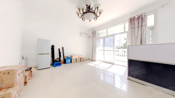 沛绿园水岸别墅二手房实景图