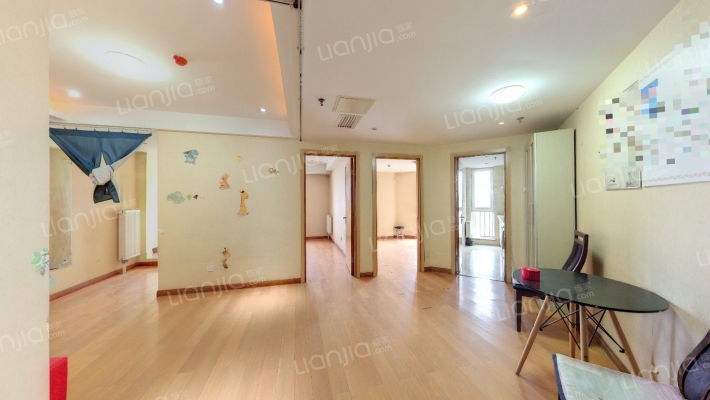 西荣阁二手房实景图