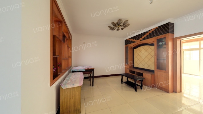 糖酒仓库宿舍楼二手房实景图