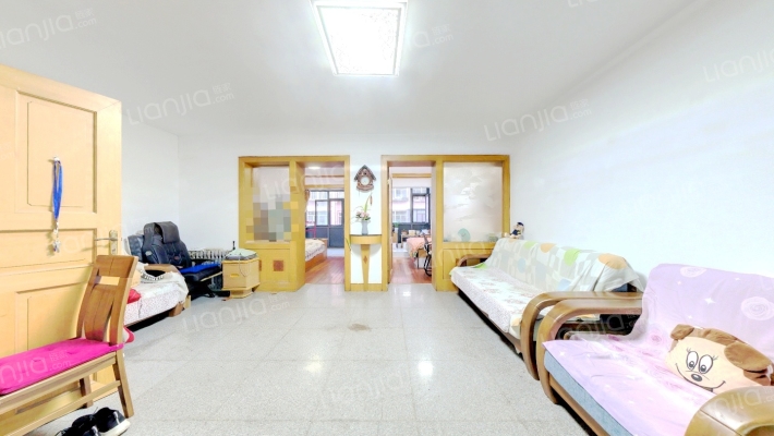 海滨花园小区梓林街二手房实景图