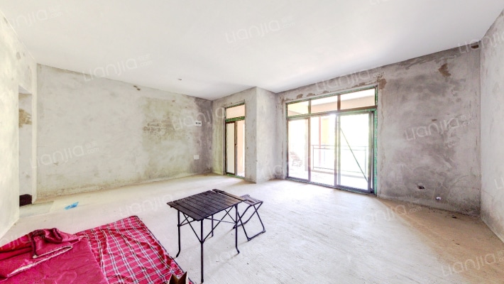 林泉香山二手房实景图