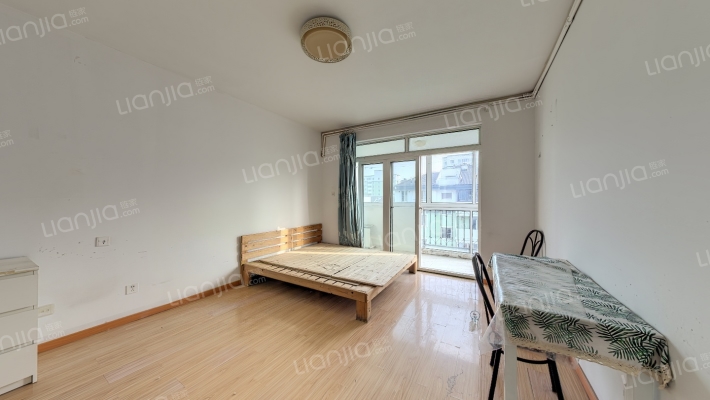 闵浦一村二手房实景图