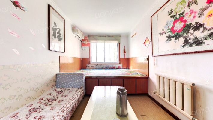 即发怡馨苑二手房实景图